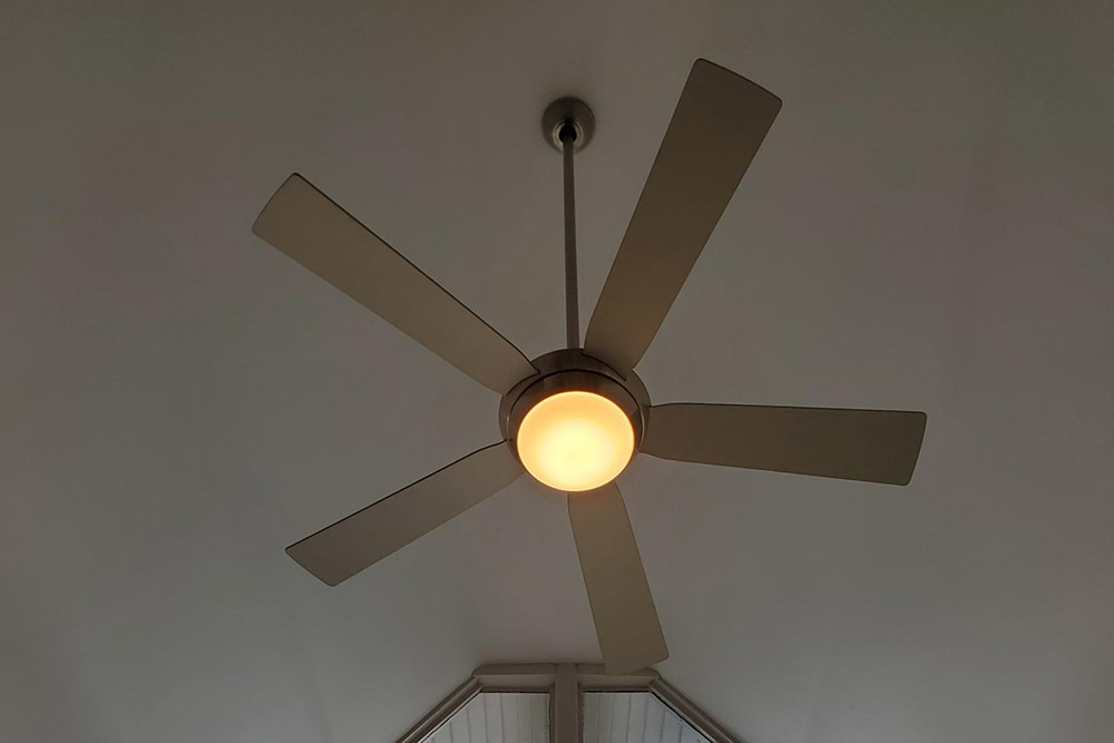 Lakefront Chalet ceiling fan