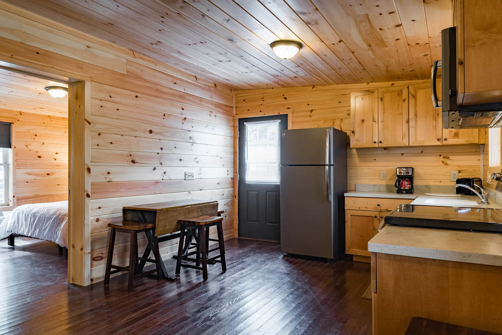 Lakefront Cottage Kitchen view 4