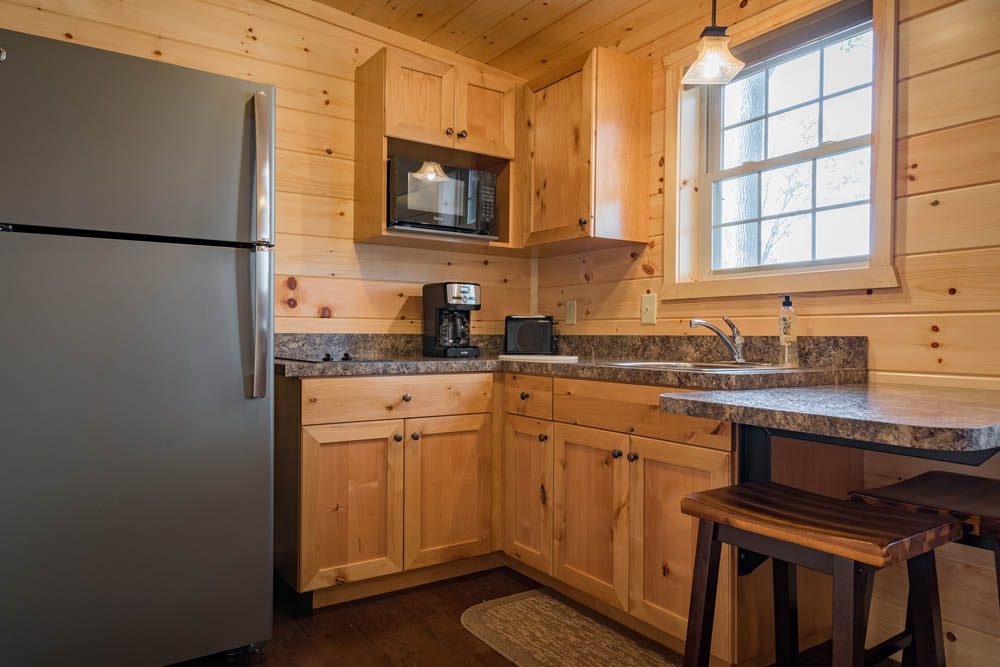 Lakeside Cottage kitchen