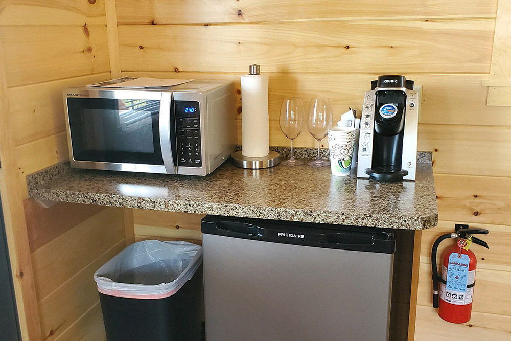 Lakeview Cottage Kitchen Area