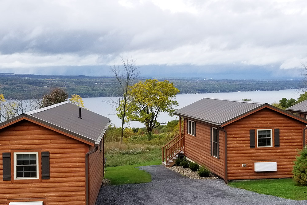 Lakeview Cottage Exterior